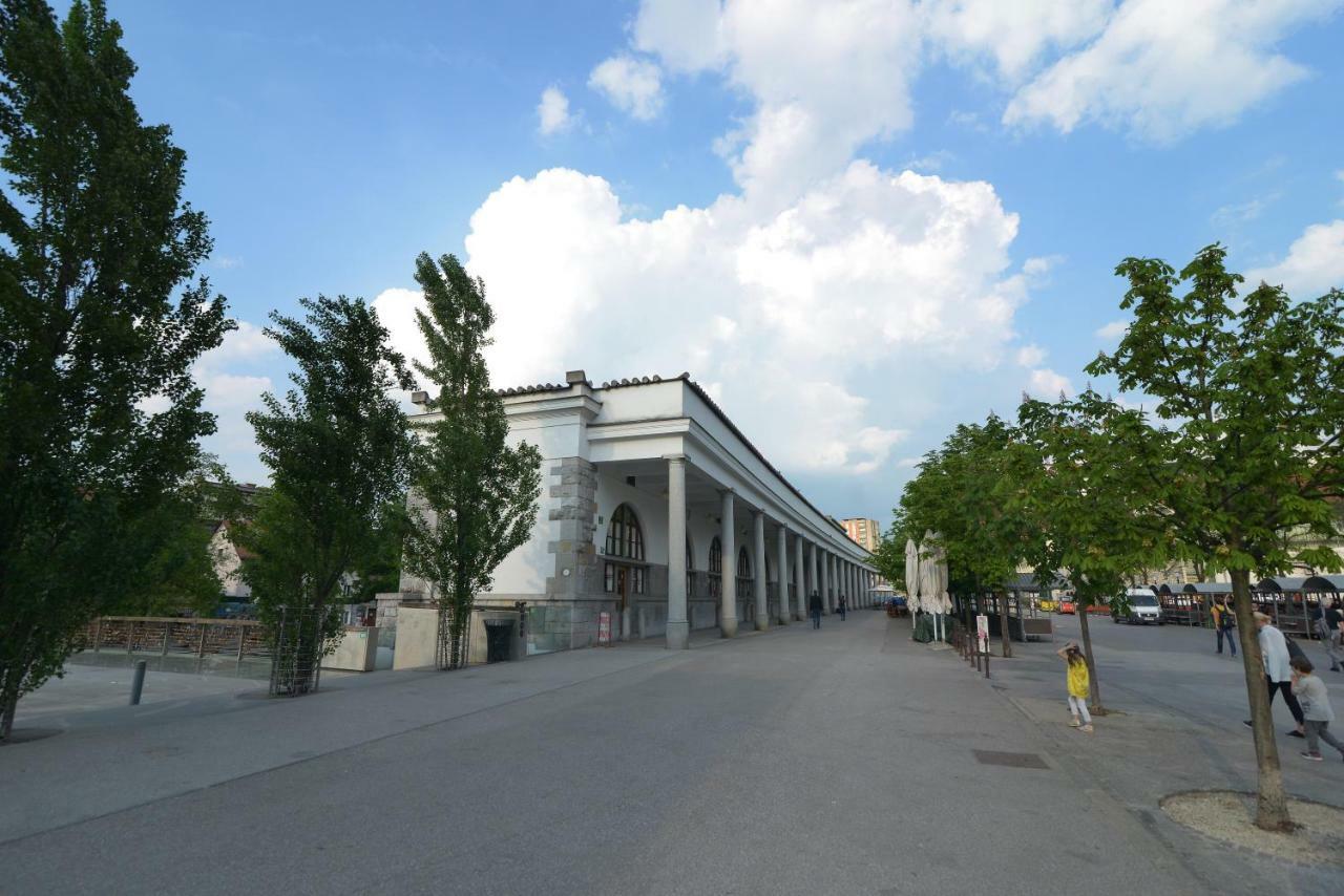 River Side Central Market Любляна Экстерьер фото